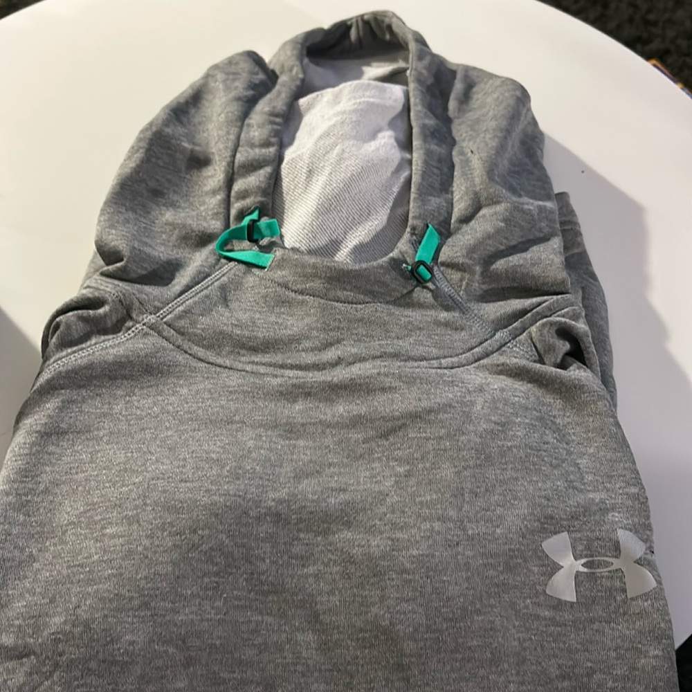 Under Armour women’s hooded sweatshirt